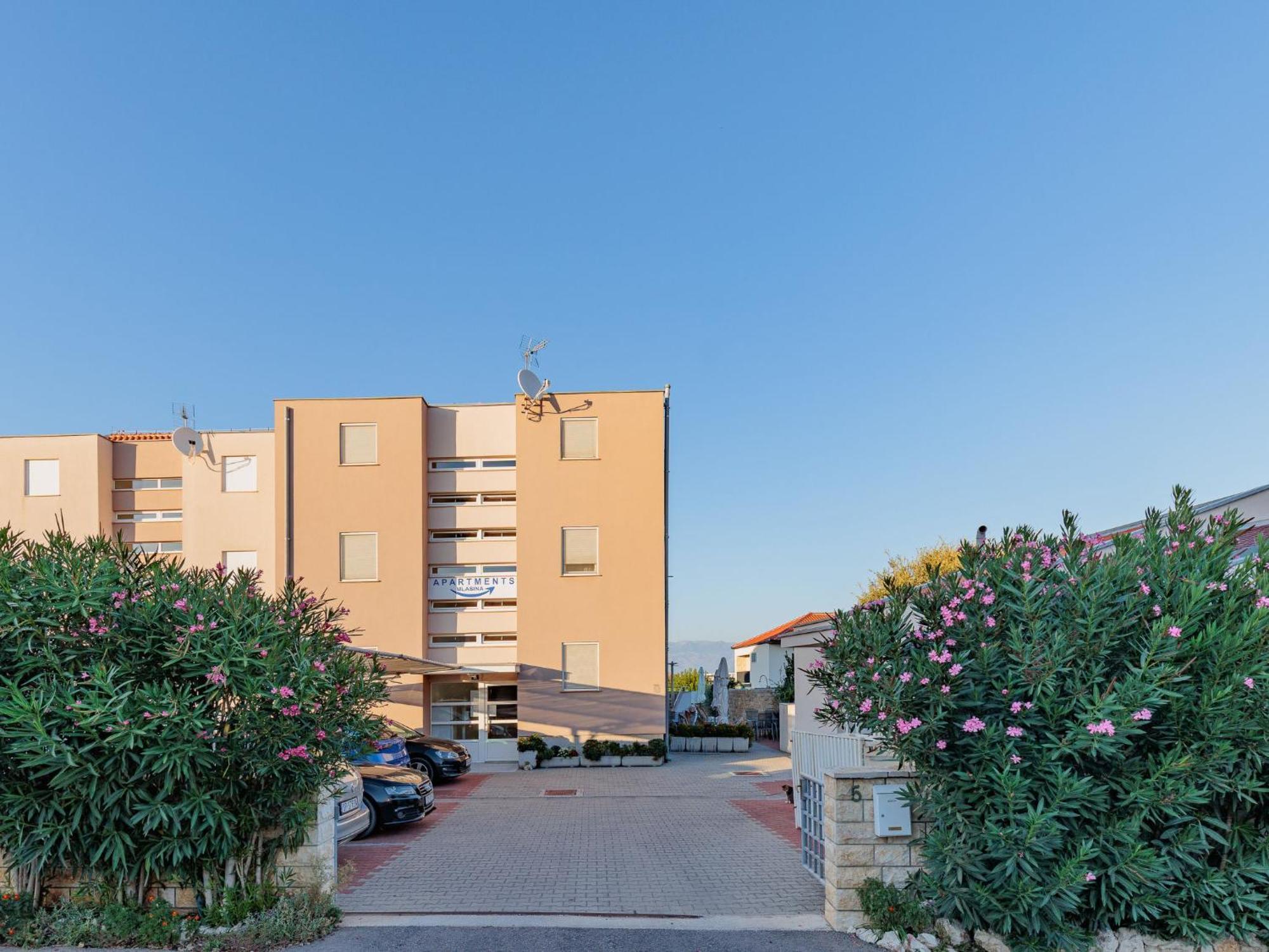 Apartment Mlasina-6 By Interhome ニン エクステリア 写真